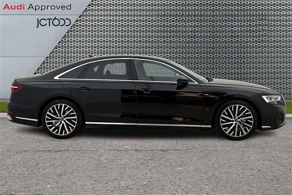 Used Audi A8L S-Line 282 HP (207 kW) 2025 Black Sedan