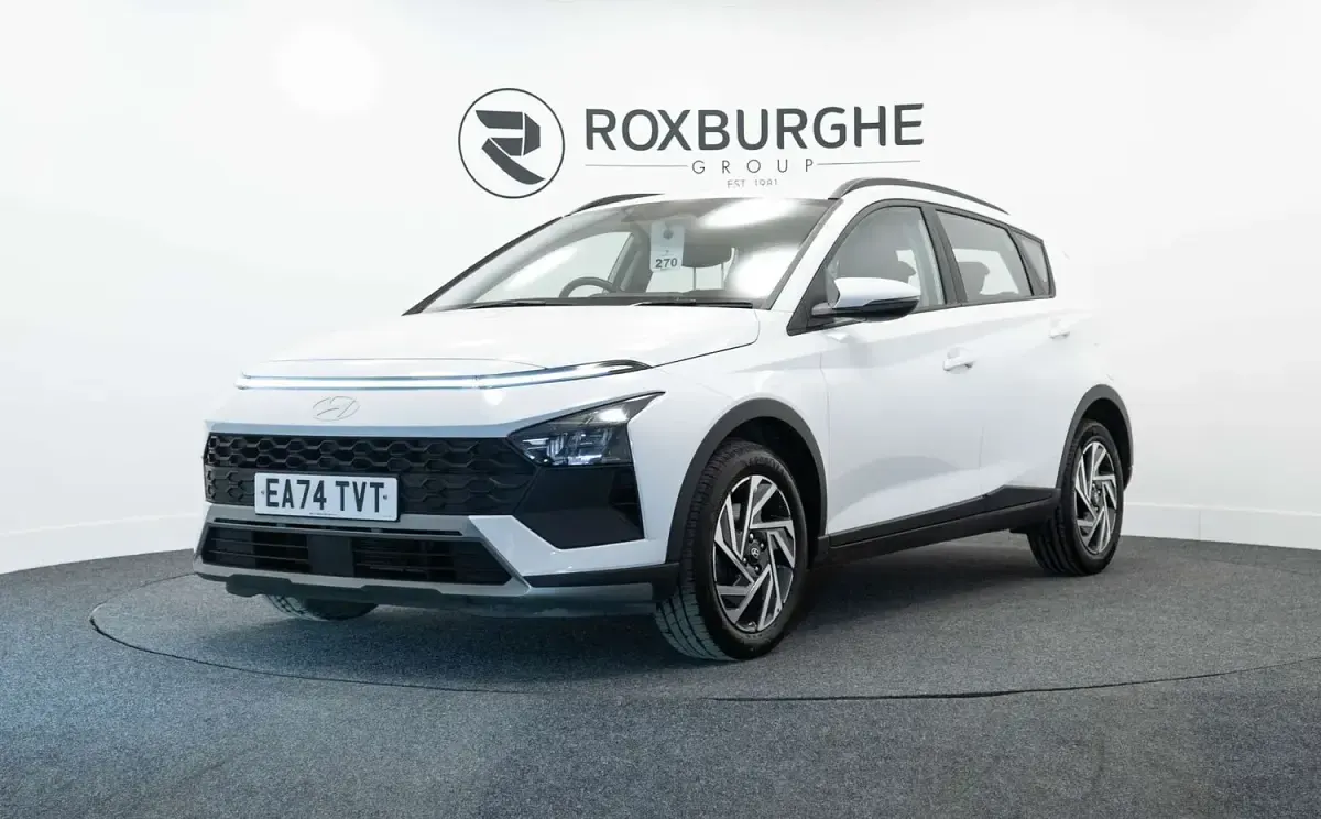 Used Hyundai Bayon Advanced 100 HP (73 kW) 2024 White SUV