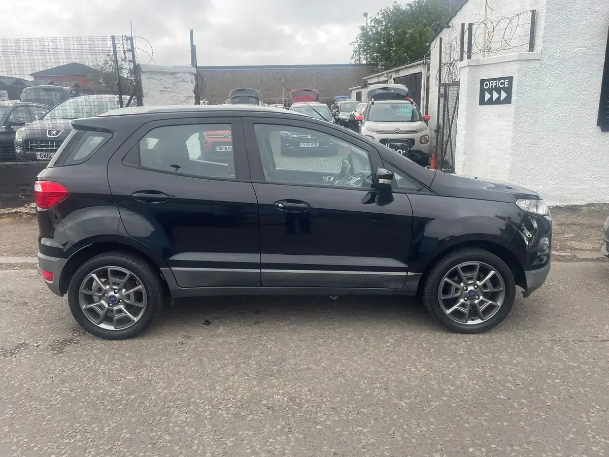 Used Ford Ecosport Titanium 95 HP (69 kW) 2016 Black SUV