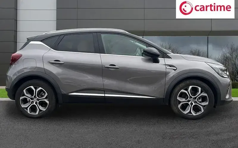 Used Renault Captur Techno 160 HP (117 kW) 2023 Grey SUV