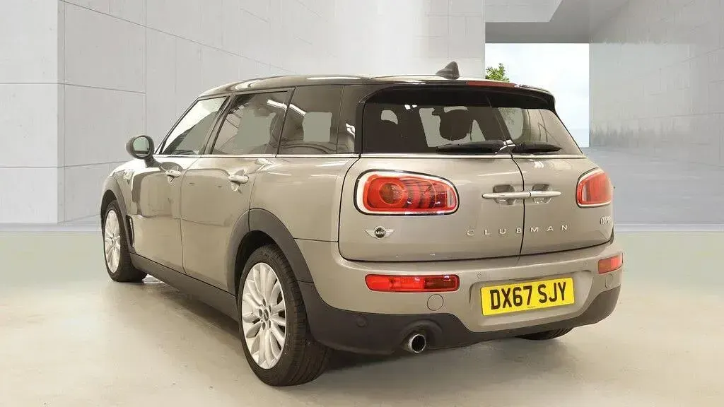 Used Mini Cooper Clubman 136 HP (100 kW) 2017 Silver Estate