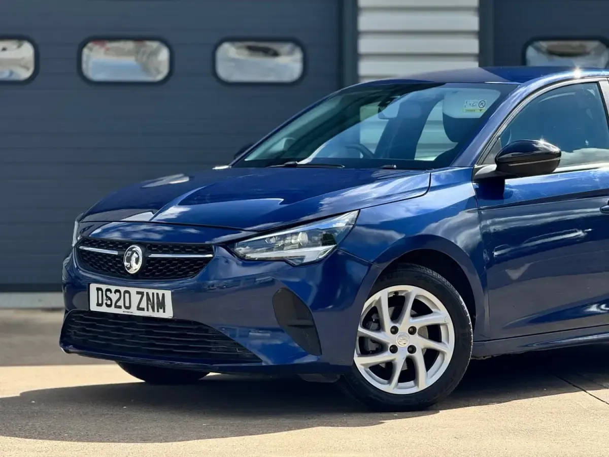 Usado Vauxhall Corsa 75 HP (55 kW) 2020 Azul Citadino