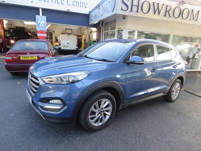 Blue Used 2016 Hyundai Tucson SE SUV | £7,689 (A bit pricey) - Image 1/4