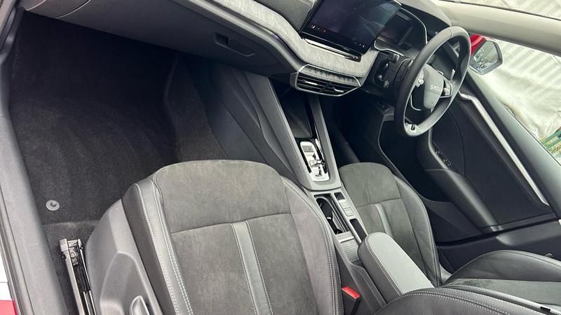 Używany Skoda Octavia SE L 150 KM (110 kW) 2025 Czerwony Kombi