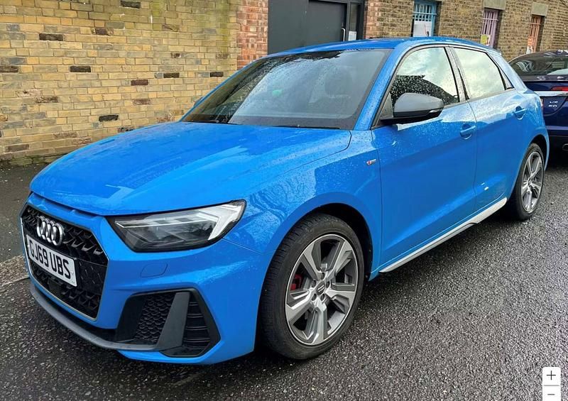 Used Audi A1 Competition 2019 Blue SUV