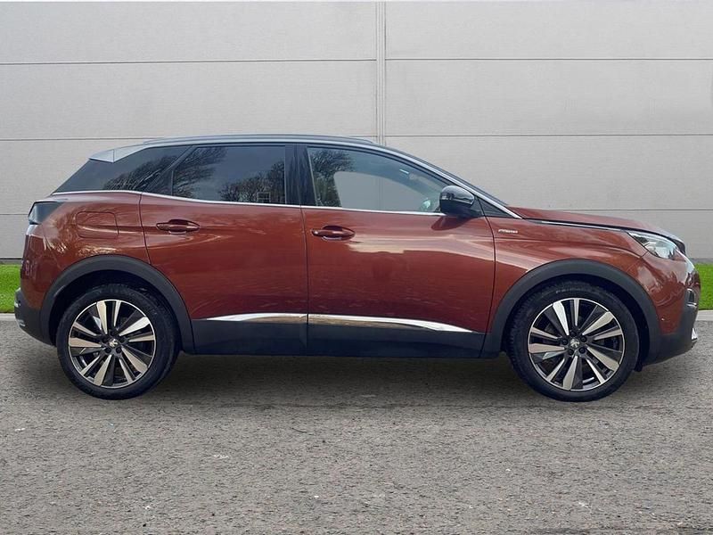 Used Peugeot 3008 Premium 129 HP (94 kW) 2020 Yellow SUV