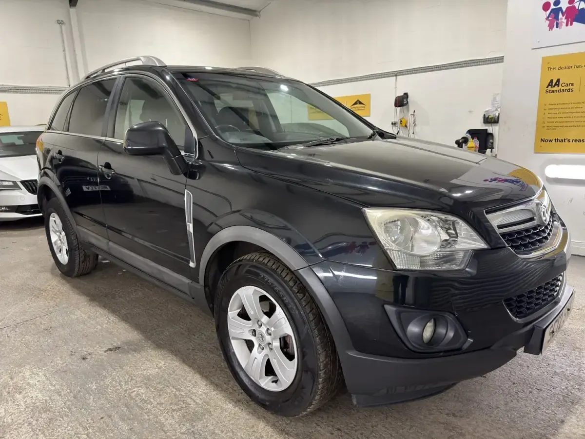 Usado Vauxhall Antara 2012 Preto SUV