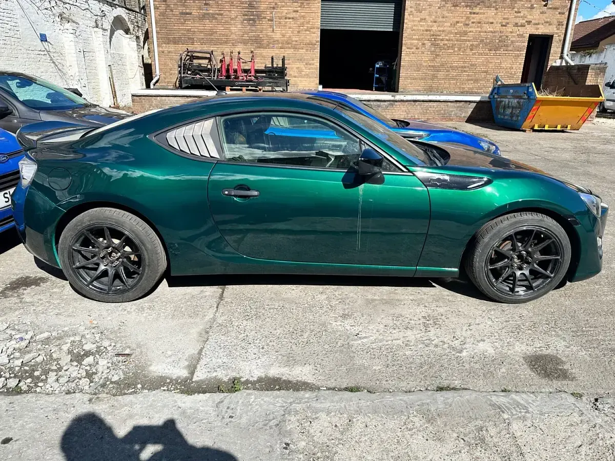 Used Toyota GT86 GT 200 HP (147 kW) 2013 Green Coupe