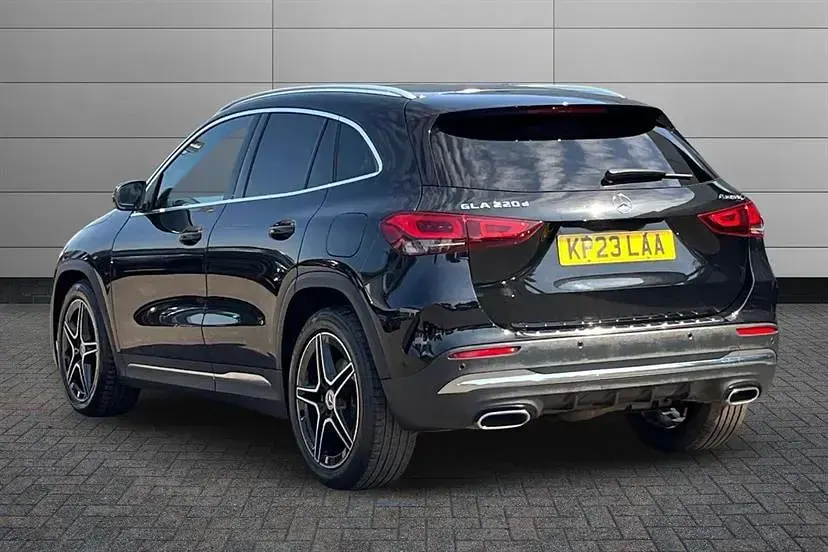 Używany Mercedes GLA220 Executive 190 KM (139 kW) 2023 Czarny SUV