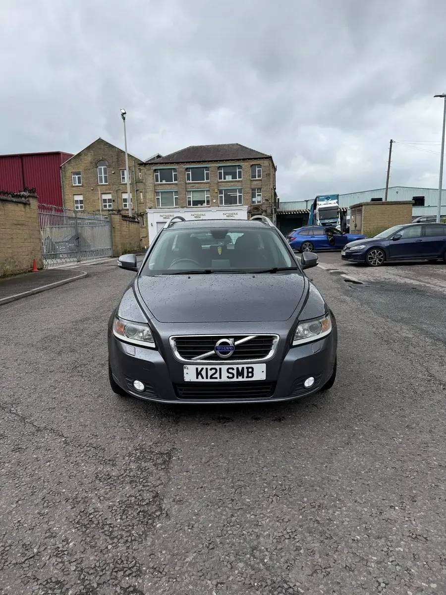 Used Volvo V50 SE Lux 115 HP (84 kW) 2012 Grey Estate