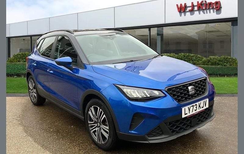 Used Seat Arona SE Technology 110 HP (80 kW) 2023 Blue SUV