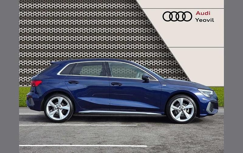 Used Audi A3 S-Line 147 HP (108 kW) 2024 Blue Hatchback