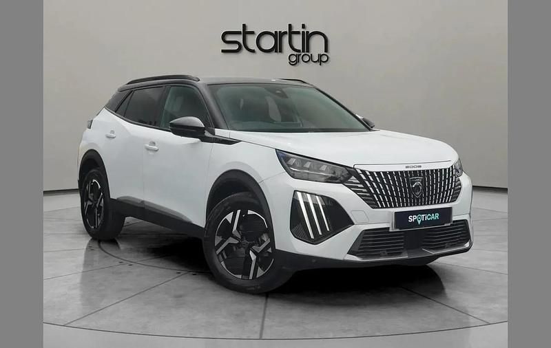 White Used 2023 Peugeot 2008 GT SUV | £18,450 (Fair price) - Image 1/4
