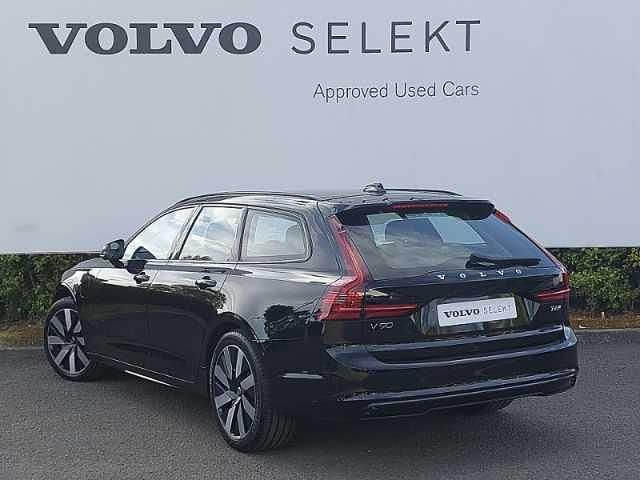 New Volvo V90 Plus 345 HP (253 kW) 2025 Estate
