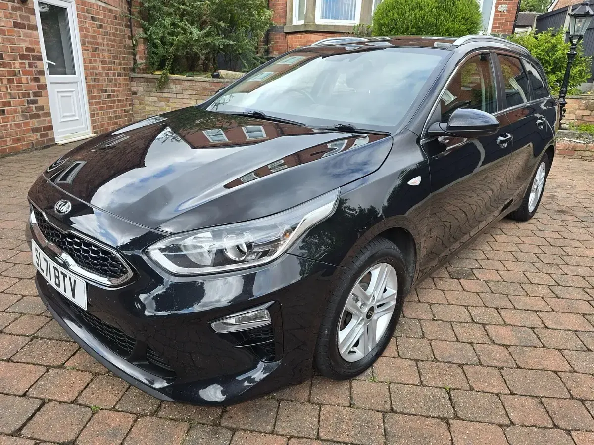 Used Kia Ceed 136 HP (100 kW) 2021 Black Hatchback