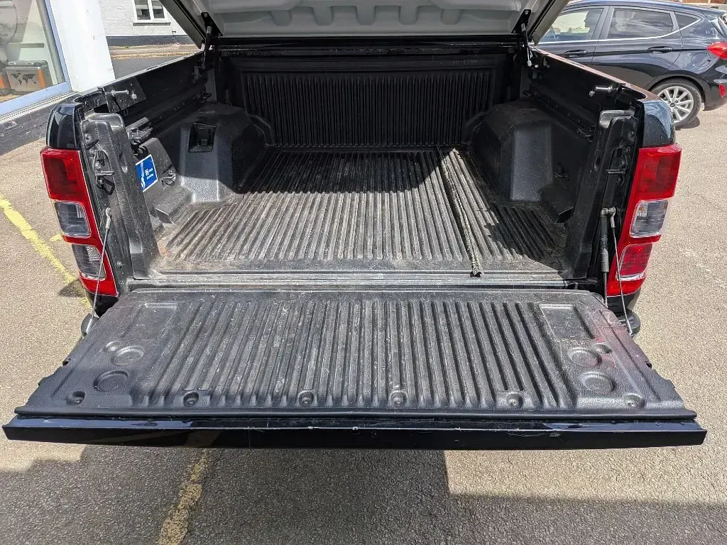 Used Ford Ranger Limited 160 HP (117 kW) 2016 Black Pickup