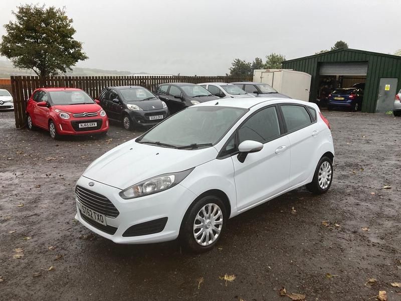 White Used 2013 Ford Fiesta Style Hatchback | £3,295 (Super price) - Image 1/4