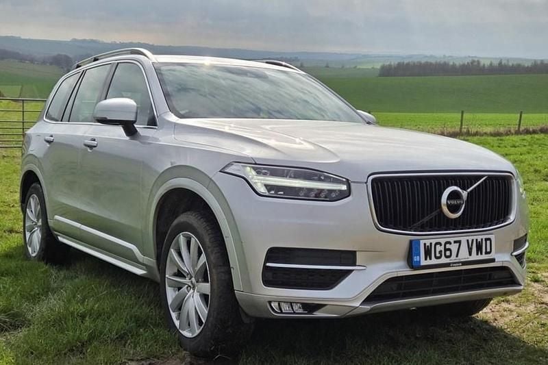 Used Volvo XC90 Momentum 235 HP (172 kW) 2017 Silver SUV