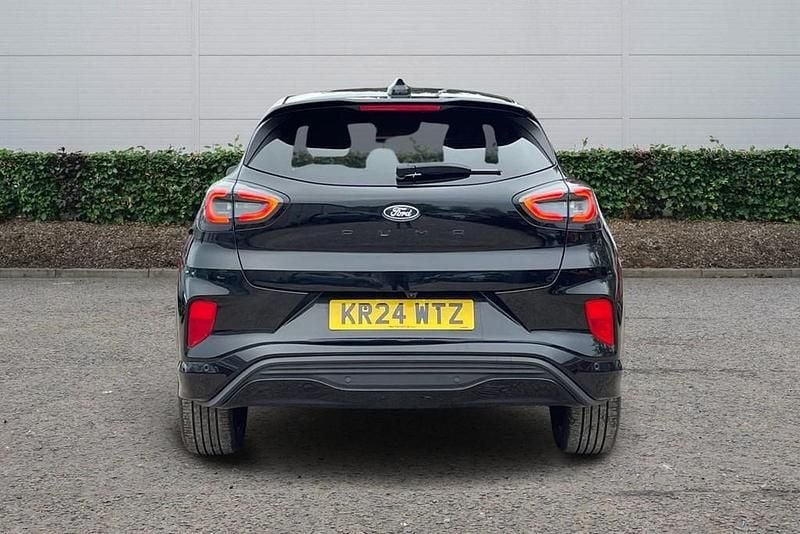 Begagnad Ford Puma ST-Line X 2024 Svart SUV