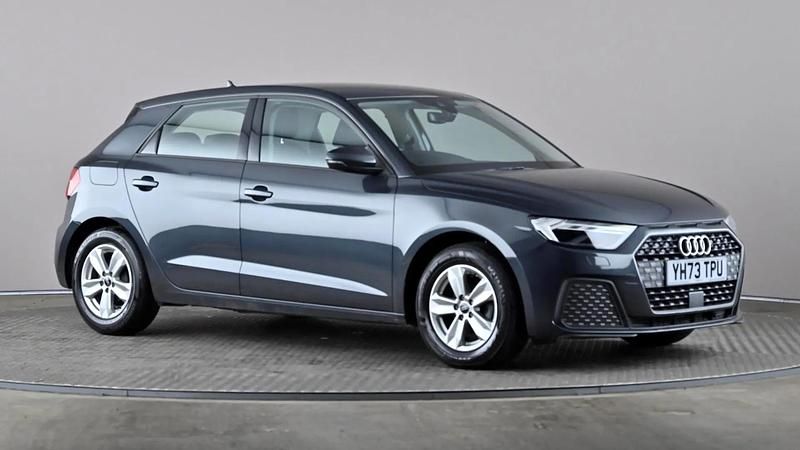 Used Audi A1 Comfort 95 HP (69 kW) 2023 Grey SUV