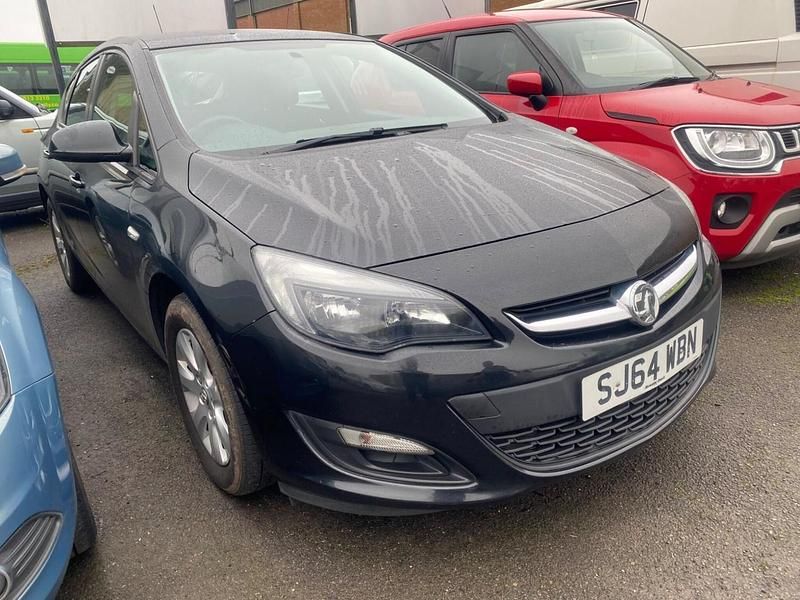 Used Vauxhall Astra Design Edition 2014 Black Hatchback