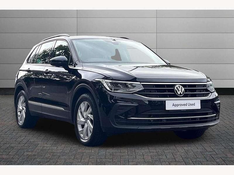 Black Used 2022 VW Tiguan Life SUV | £22,995 (Fair price) - Image 1/3