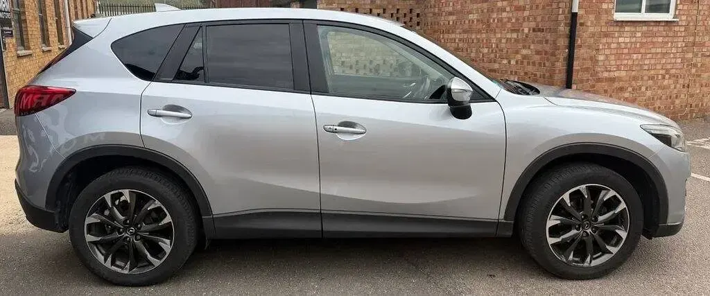 Used Mazda CX-5 Inclusive 175 HP (128 kW) 2016 Silver SUV