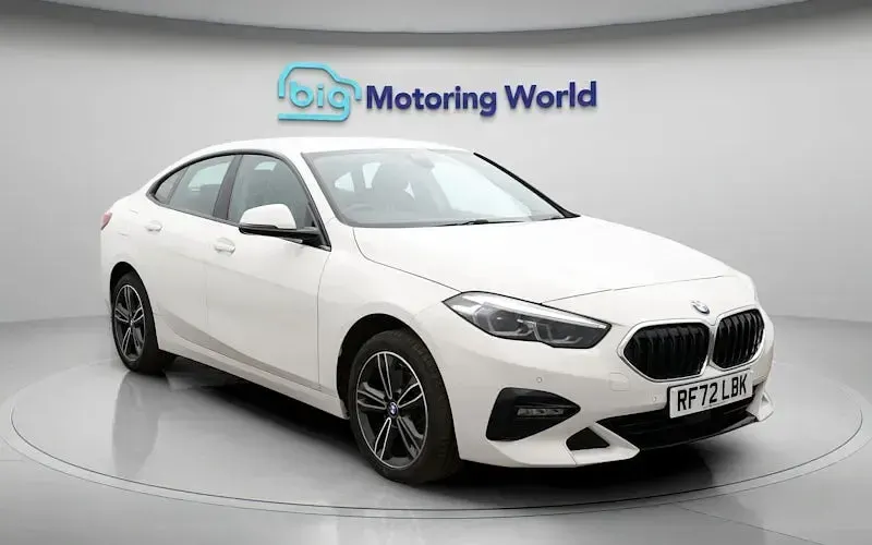 Usata BMW 218 Sport Line 136 CV (100 kW) 2023 Bianco Coupé