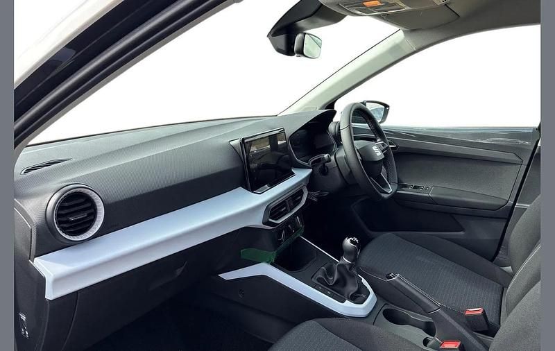 New Seat Arona SE Technology 94 HP (69 kW) 2026 Black SUV