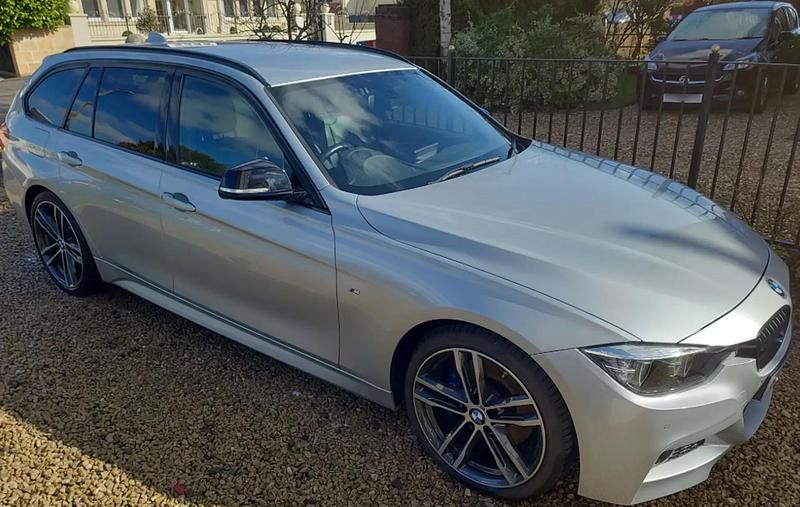 Used BMW 318 Comfort Edition 150 HP (110 kW) 2018 Silver Estate