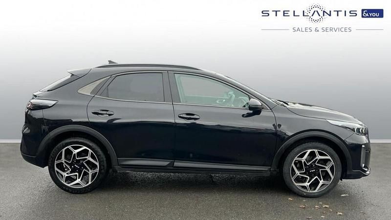 Blue Used 2023 Kia XCeed GT-Line SUV | £16,656 (Fair price) - Image 1/3