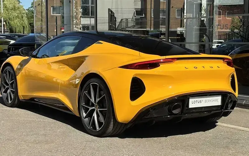 Used Lotus Emira 366 HP (269 kW) 2025 Coupe