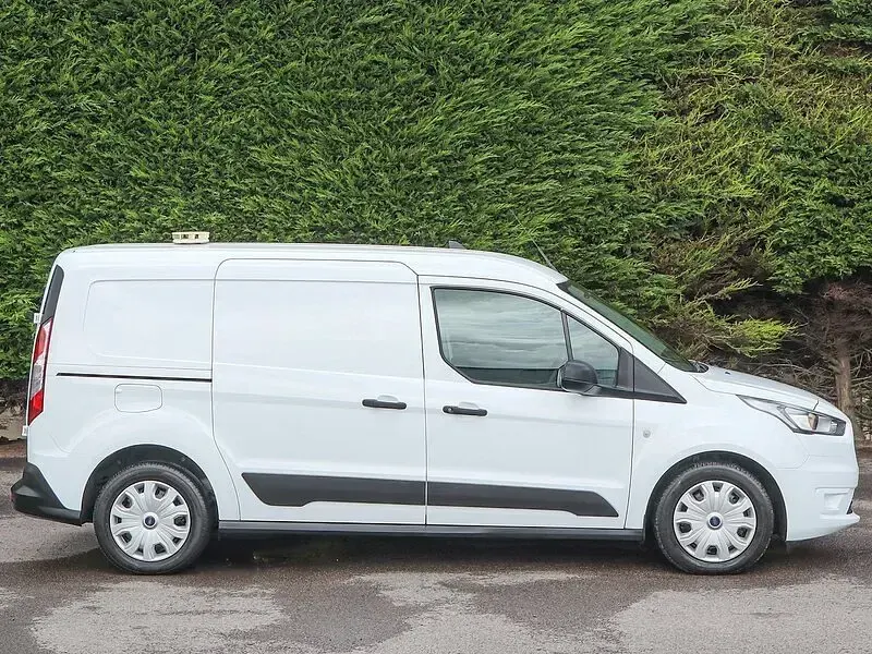 Used Ford Transit Connect Trend 120 HP (88 kW) 2021 Frozen white (solid paint) MPV