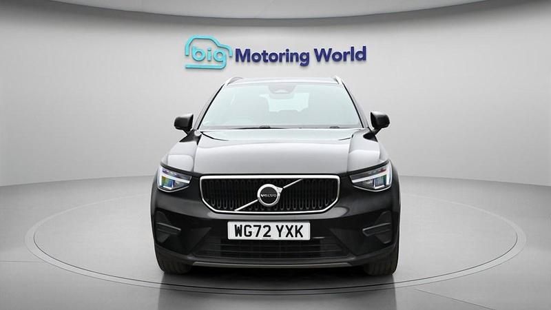 Used Volvo XC40 Core 163 HP (119 kW) 2022 Black SUV