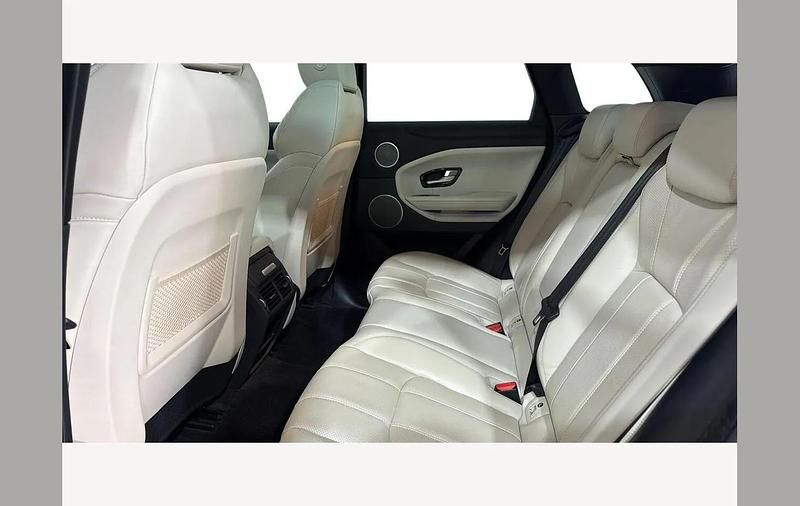 Used Land Rover Range Rover evoque HSE Dynamic 180 HP (132 kW) 2017 Black SUV