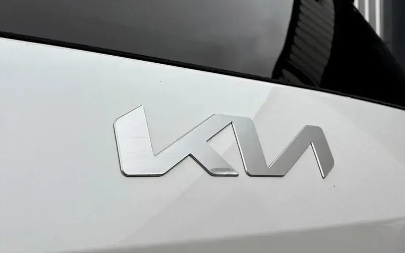 Used Kia EV9 GT-Line 281 kW (383 HP) 2026 White SUV