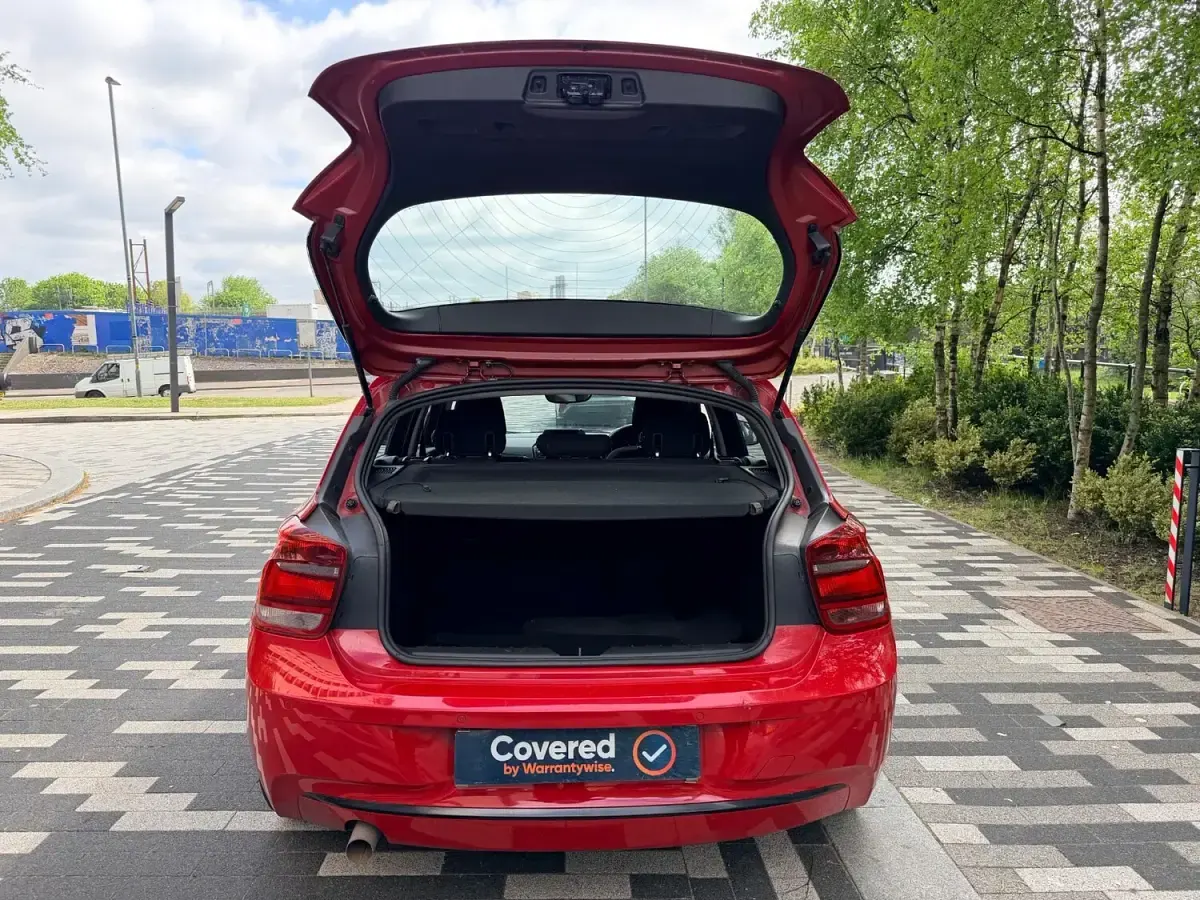 Used BMW 116 Sport Line 2013 Red Hatchback