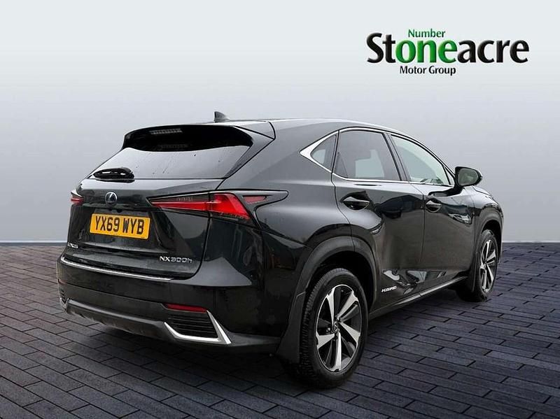 Used Lexus NX300h 194 HP (142 kW) 2019 Black SUV