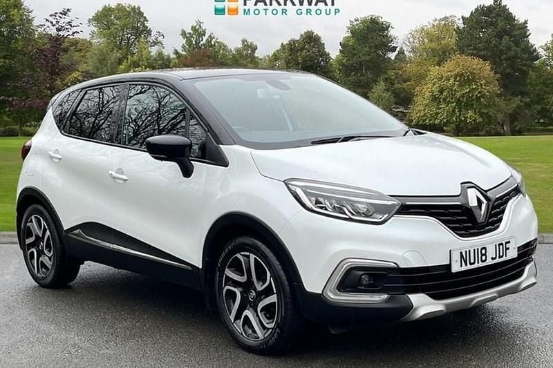 Used Renault Captur Dynamique 90 HP (66 kW) 2018 White/black SUV