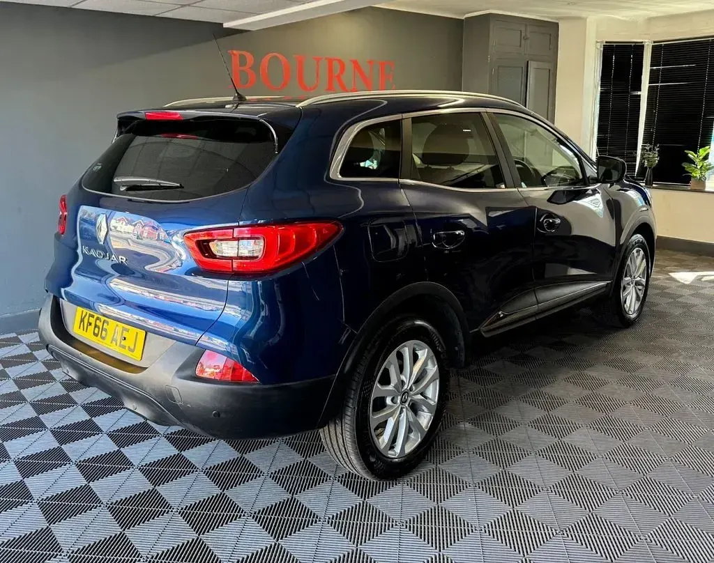 Used Renault Kadjar Dynamique 130 HP (95 kW) 2017 Blue SUV