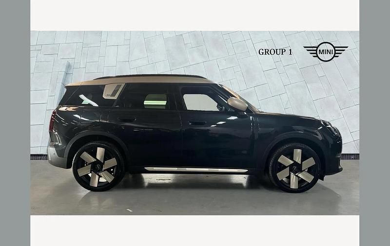 New Mini Countryman Exclusive 218 HP (160 kW) 2025 Grey SUV