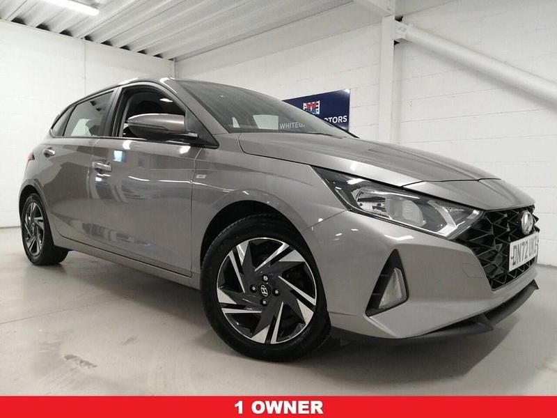 Used Hyundai i20 SE 100 HP (73 kW) 2022 Bronze Hatchback
