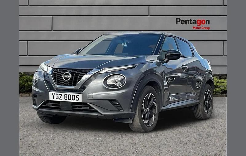 Used Nissan Juke N-Connecta 112 HP (82 kW) 2023 Grey SUV