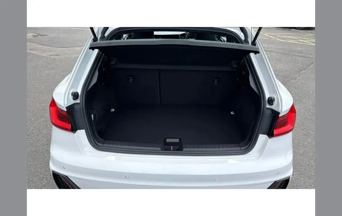 Used Audi A1 S-Line 108 HP (79 kW) 2022 White SUV
