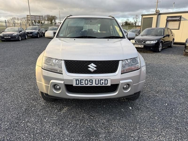 Used Suzuki Grand Vitara 129 HP (94 kW) 2009 Silver SUV