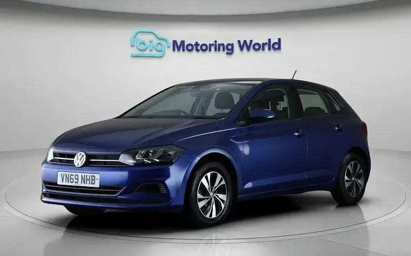 Usado VW Polo SE 95 HP (69 kW) 2019 Azul Citadino
