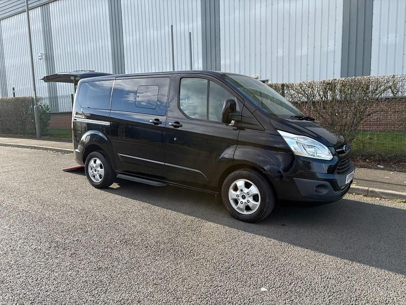 Used Ford Tourneo Titanium 130 HP (95 kW) 2018 Black MPV