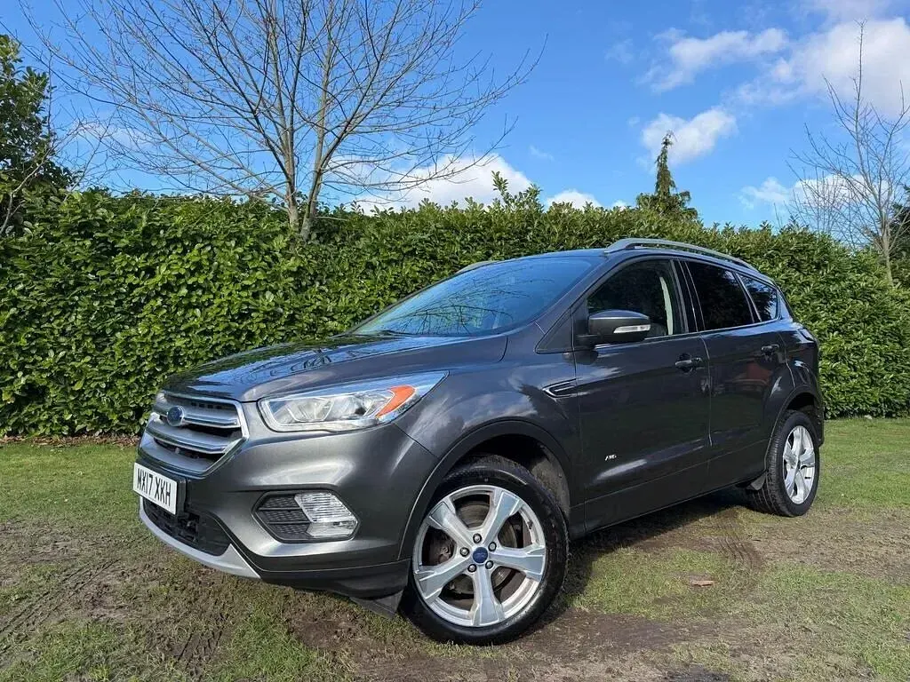 Used Ford Kuga Titanium 180 HP (132 kW) 2017 Grey SUV