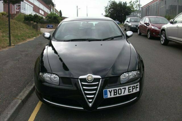 Begagnad Alfa Romeo GT 150 HK (110 kW) 2007 Sportkupé
