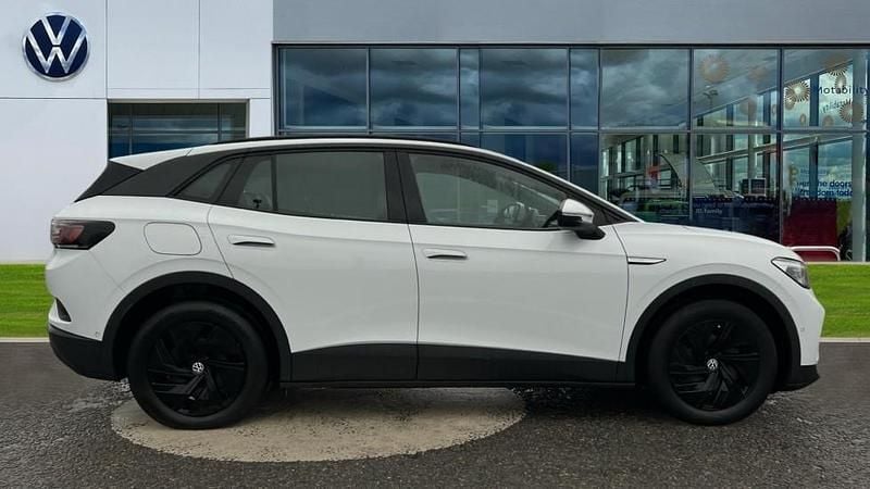 Used VW ID.4 Pure 108 kW (148 HP) 2022 Glacier white metallic SUV